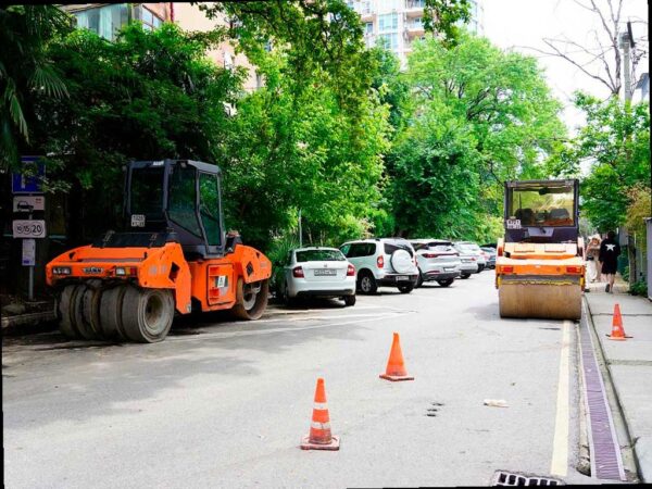 Более 23 млн рублей выделят на ремонт дворовых проездов в Сочи