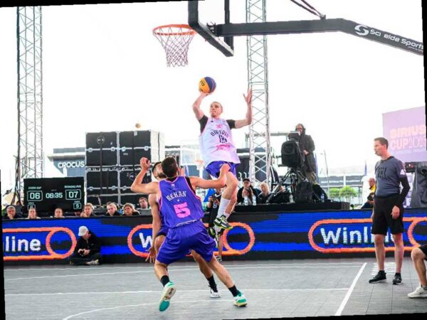 В Сириусе проходит международный баскетбольный турнир Sirius Cup