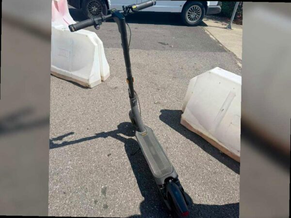 Нетрезвый водитель мощного электросамоката в Сириусе получил 10 суток ареста