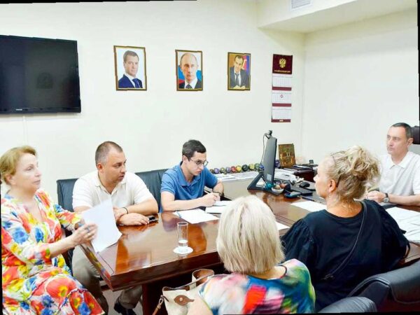 Депутат ЗСК обсудит ремонт ливнёвок в центре Сочи