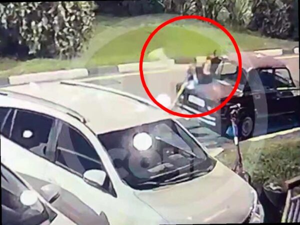 Девушка на электросамокате столкнулась с автомобилем в Сочи