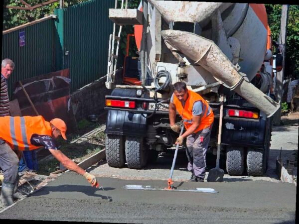 Ремонт дорог в Сочи: 300 млн рублей на 77 участках