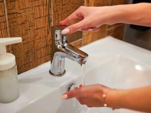 Более полутора десятков улиц в Сочи останутся без воды и света ночью