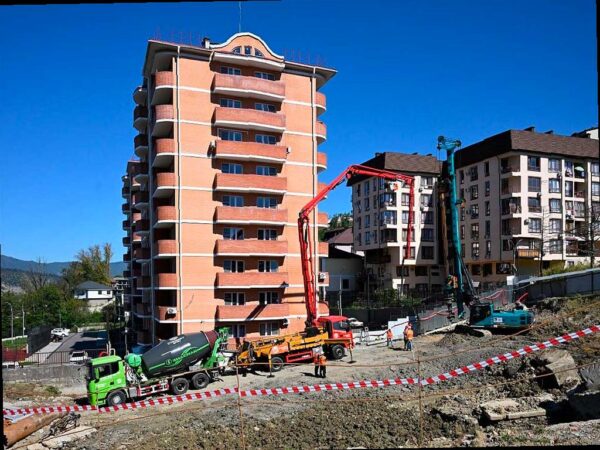 В Сочи начали строительство нового социального дома на улице Макаренко