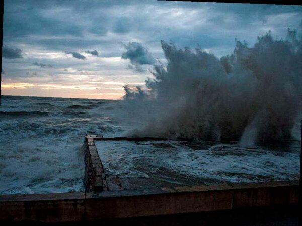 Прогноз погоды в Сочи: ожидаются ливни и шторм