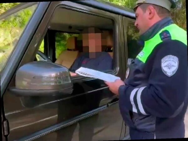 В Сочи работают скрытые патрули для наблюдения за соблюдением ПДД