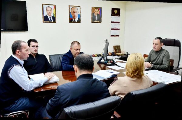 «Виктор Тепляков провел прием жителей в центре Сочи»