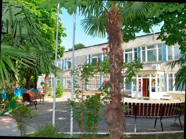 Детский сад №118 «Исток» в Сочи стал образцом по внедрению бережливых технологий. Эксперты из министерства образования и науки Краснодарского края, регионального центра компетенций и администрации города высоко оценили работу педагогов центра развития ребенка.