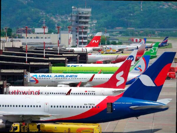 Аэропорт Сочи возвращается к нормальной работе после временных ограничений