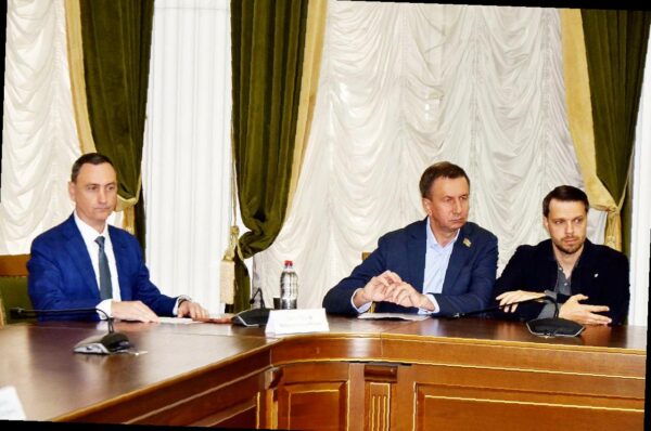 «Виктор Тепляков участвовал в совещании политсовета Сочинского отделения «Единой России»