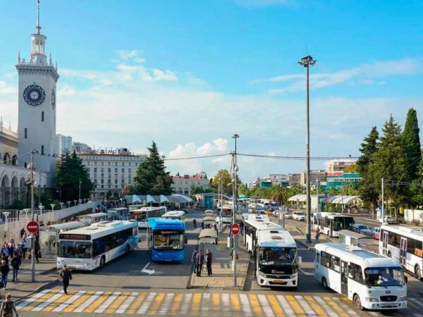 Перед автовокзалом Сочи будет закрыт пешеходный переход