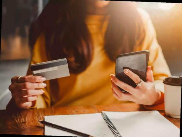 Жительница Сочи подверглась обману со стороны мошенников