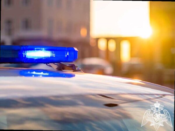 Жуткий инцидент произошел вечером 22 декабря в Адлере на улице Куйбышева. По данным следствия, 17-летний подросток нанес матери множество ножевых ударов, в результате чего женщина скончалась на месте происшествия.