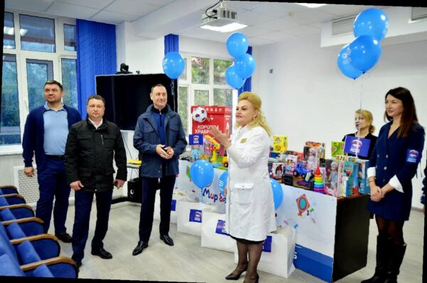 «Виктор Тепляков поддержал благотворительную инициативу «Коробка храбрости»