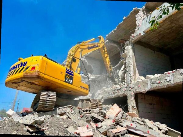 В Сочи сносят самострои: 130 убрано, 8 в очереди