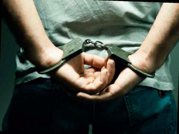 В Сочи мужчина обокрал автобус