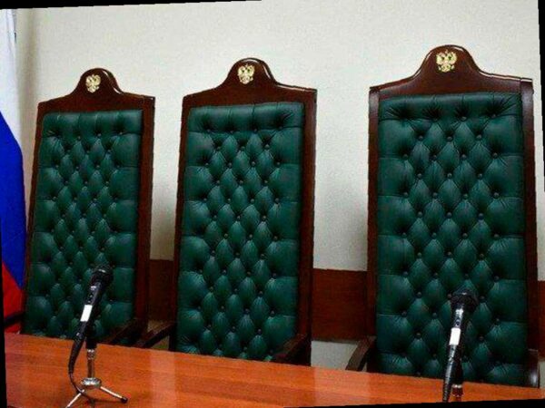 В Краснодарском крае экс-судью из Сочи лишили отставки и пожизненных в