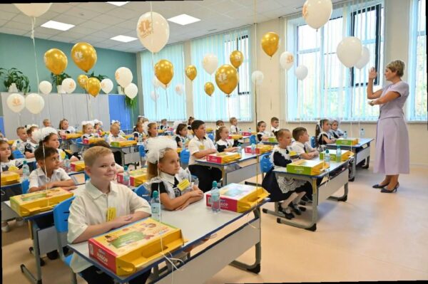 В Сочи стартовал приём в первые классы: школы ждут 6,5 тысячи учеников