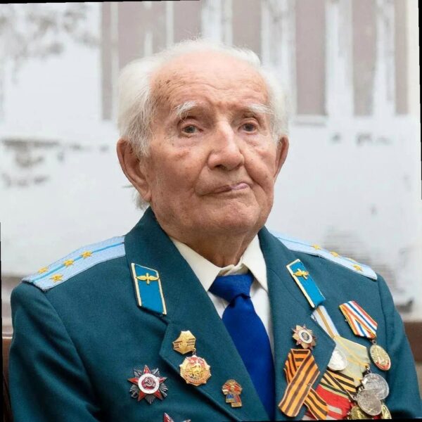 Сегодня свой 100-летний юбилей отмечает почётный житель Сочи и ветеран
