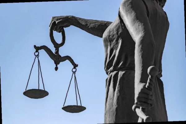 Житель Сочи обвинён в публикации экстремистских материалов в сети