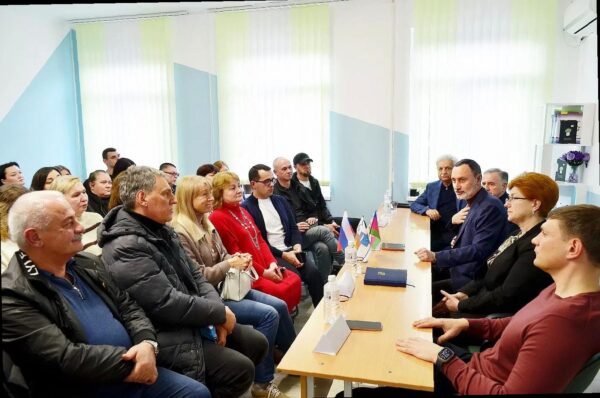 «Виктор Тепляков обсудил строительство новой школы в селе Пластунка»